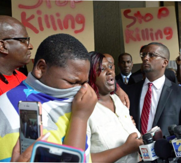 Alton Sterling’s Oldest Son Breaks Down In Tears During His Mother’s Statement On Father’s&nbsp;Murder